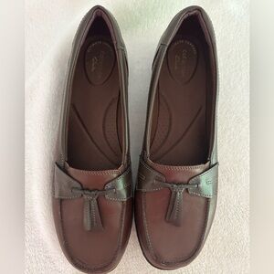 Clarks Women Ashland Bubble Loafers. $30. Worm one time.